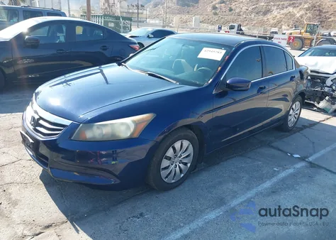 2011 Honda Accord 2.4 Lx из США, поврежденный, VIN 1HGCP2F30BA059781